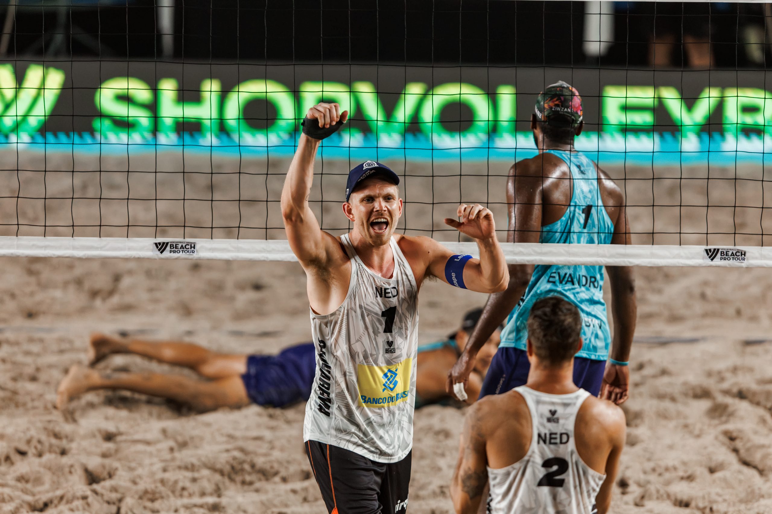 Boermans and De Groot at Saquarema Elite16